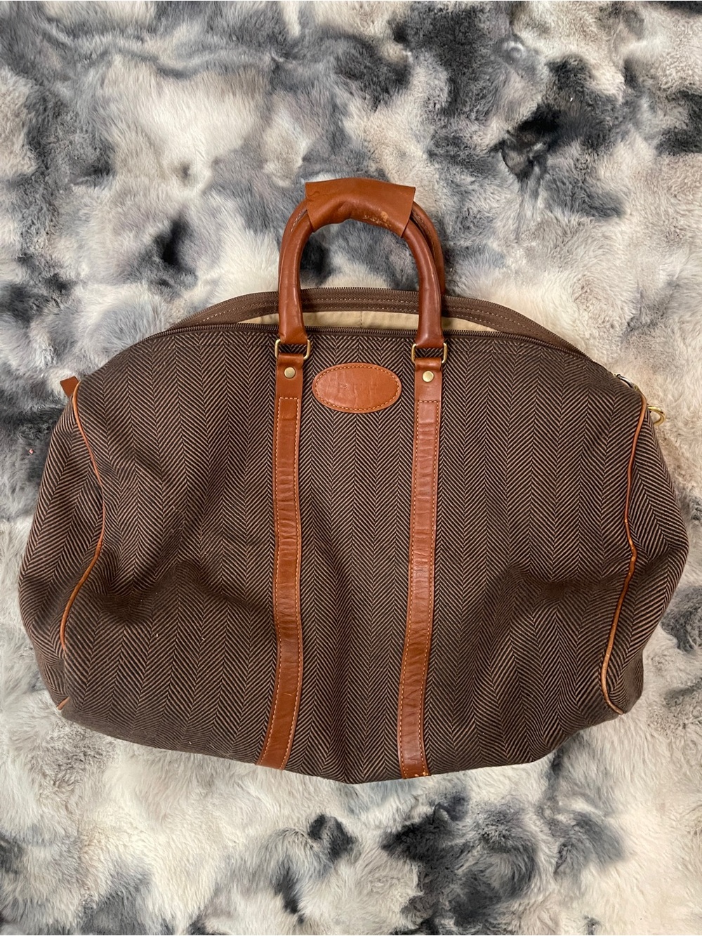 The French Luggage Company Canvas Weekender 🧳🏷️